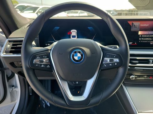 Used 2023 BMW i4 eDrive35 RWD image 24