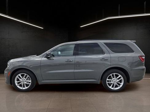 Used 2024 Dodge Durango GT RWD image 4