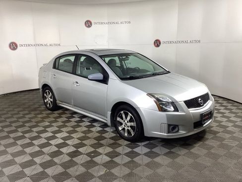 Used 2012 Nissan Sentra 2.0 SR w/ Special Edition Pkg image 3