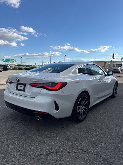 Certified 2025 BMW 430i xDrive Coupe w/ Convenience Package AWD/4WD image 10