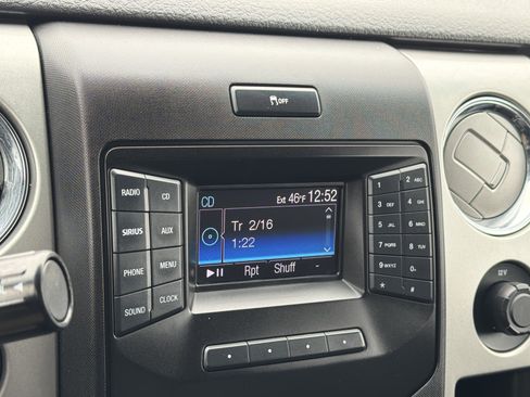 Used 2013 Ford F150 XLT w/ Mid Equipment Group image 22