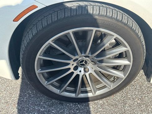 Used 2023 Mercedes-Benz S 580 4MATIC Sedan image 9