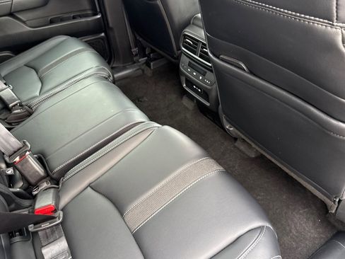 Certified 2024 Honda Pilot Touring image 30