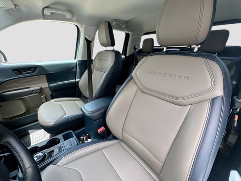Used 2025 Ford Maverick Lariat AWD/4WD image 20