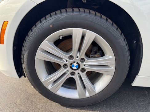 Used 2019 BMW 330i xDrive Wagon w/ Premium Package image 38