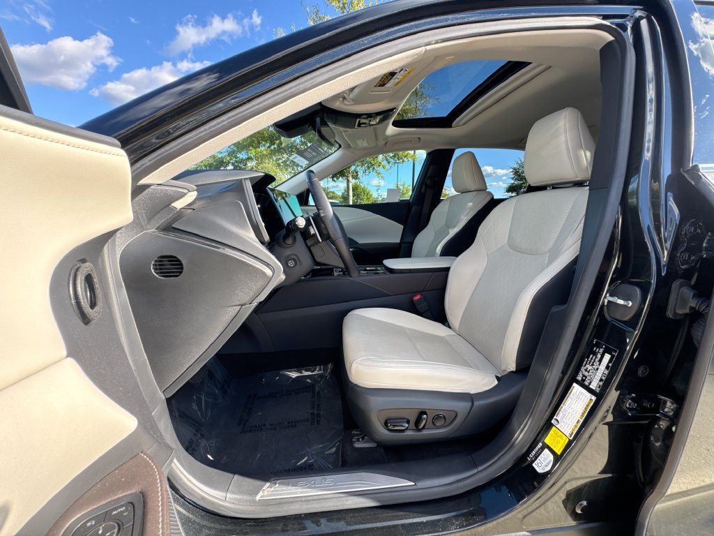 Used 2025 Lexus RX 350 Premium Plus w/ Accessory Package (Z1) FWD image 20