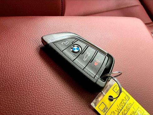 Used 2026 BMW M440i Coupe RWD image 14