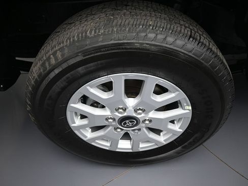 Used 2026 Toyota Tacoma SR w/ SR Upgrade Package RWD image 12