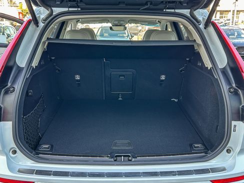 Used 2025 Volvo XC60 B5 Ultra w/ Protection Package AWD/4WD image 27
