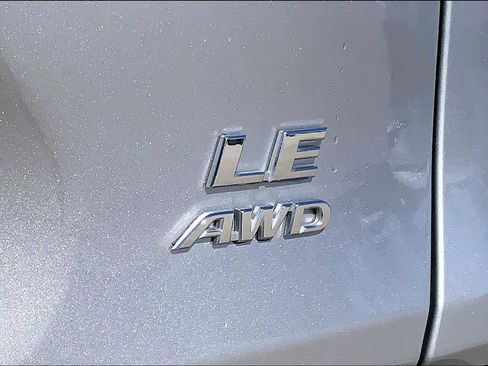 Used 2024 Toyota RAV4 LE image 10
