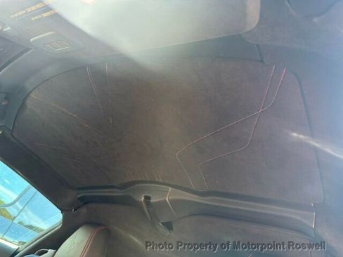 Used 2021 Chevrolet Corvette Stingray Premium Cpe w/ Z51 Performance Package image 39