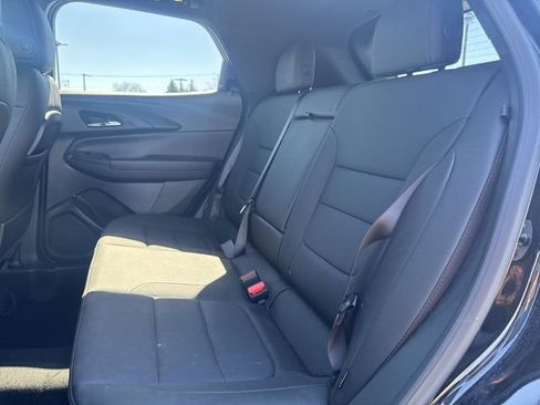 Used 2024 Chevrolet TrailBlazer RS w/ Convenience Package image 15