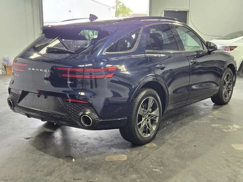 Used 2022 Genesis GV70 3.5T Sport w/ Sport Advanced Package AWD/4WD image 4