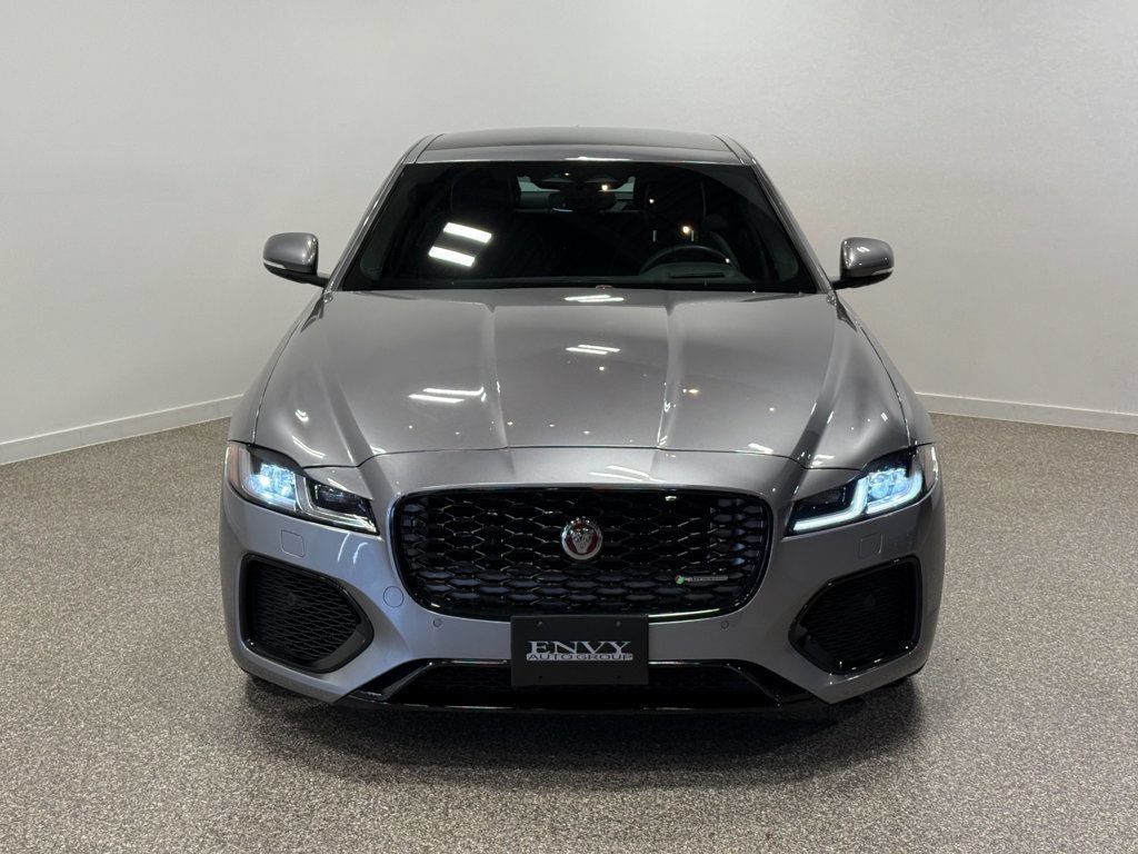 Used 2023 Jaguar XF R-Dynamic SE AWD/4WD image 5
