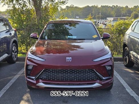 Used 2024 Buick Envista Avenir FWD image 8