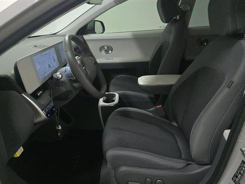 Used 2024 Hyundai Ioniq 5 SEL image 7