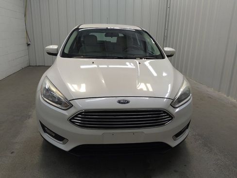 Used 2016 Ford Focus Titanium FWD image 14