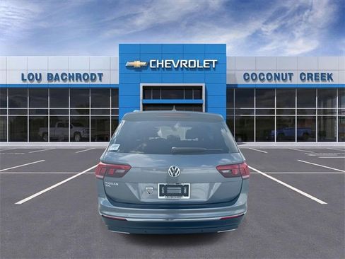 Used 2020 Volkswagen Tiguan SEL image 7