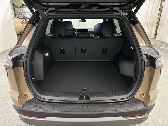 New 2027 Chevrolet Equinox LT w/ Convenience Package II AWD/4WD image 21