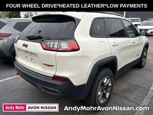 Used 2019 Jeep Cherokee Trailhawk w/ Cold Weather Group AWD/4WD image 3