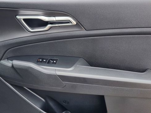 New 2026 Kia Sportage S image 15