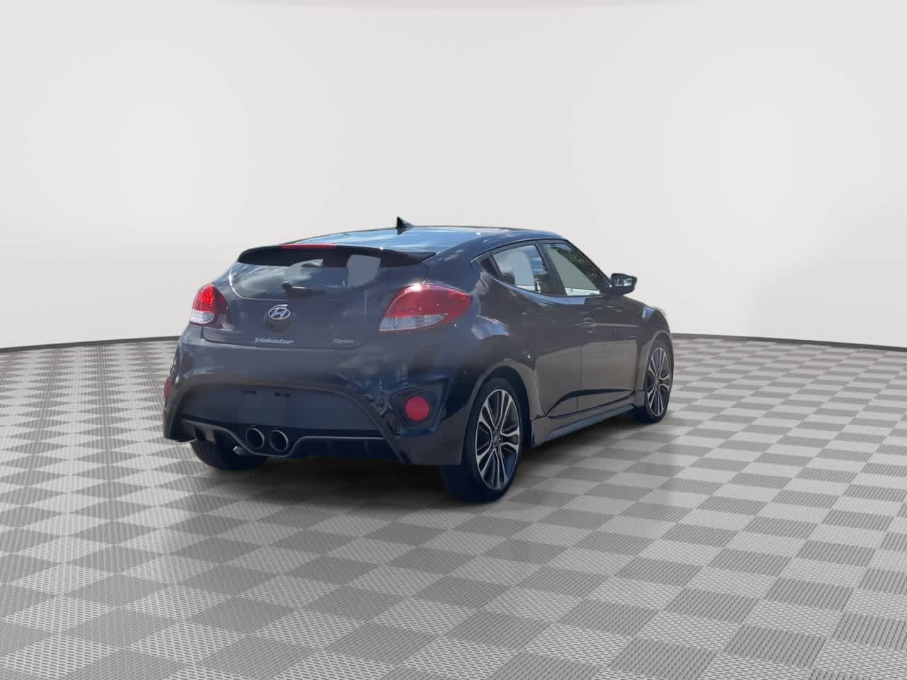Used 2016 Hyundai Veloster Turbo FWD image 8