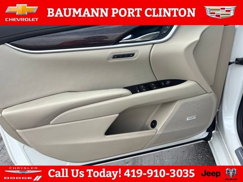 Used 2016 Cadillac XTS Luxury w/ Driver Awareness Package FWD image 10