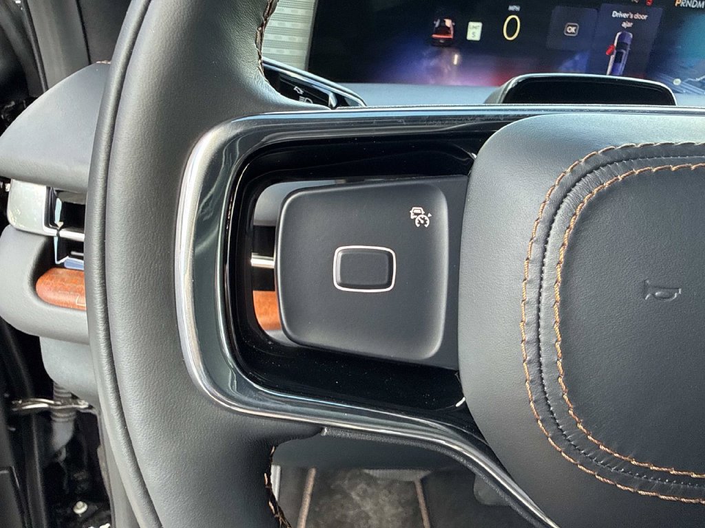 New 2027 Lincoln Navigator Black Label AWD/4WD image 32
