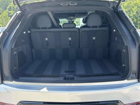 Used 2025 Cadillac Escalade IQ Sport 1 AWD/4WD image 10