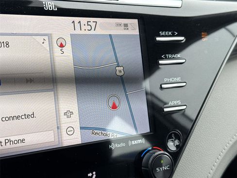 Used 2020 Toyota Camry XLE w/ Sunroof Package FWD image 23