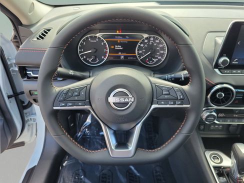 New 2025 Nissan Sentra SR image 23