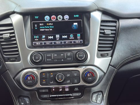 Used 2018 Chevrolet Tahoe LT w/ Luxury Package RWD image 16