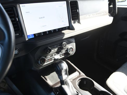 Used 2025 Ford Bronco Big Bend AWD/4WD image 18