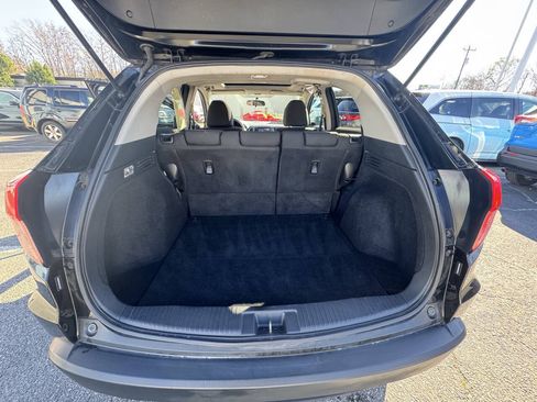 Used 2017 Honda HR-V EX image 9