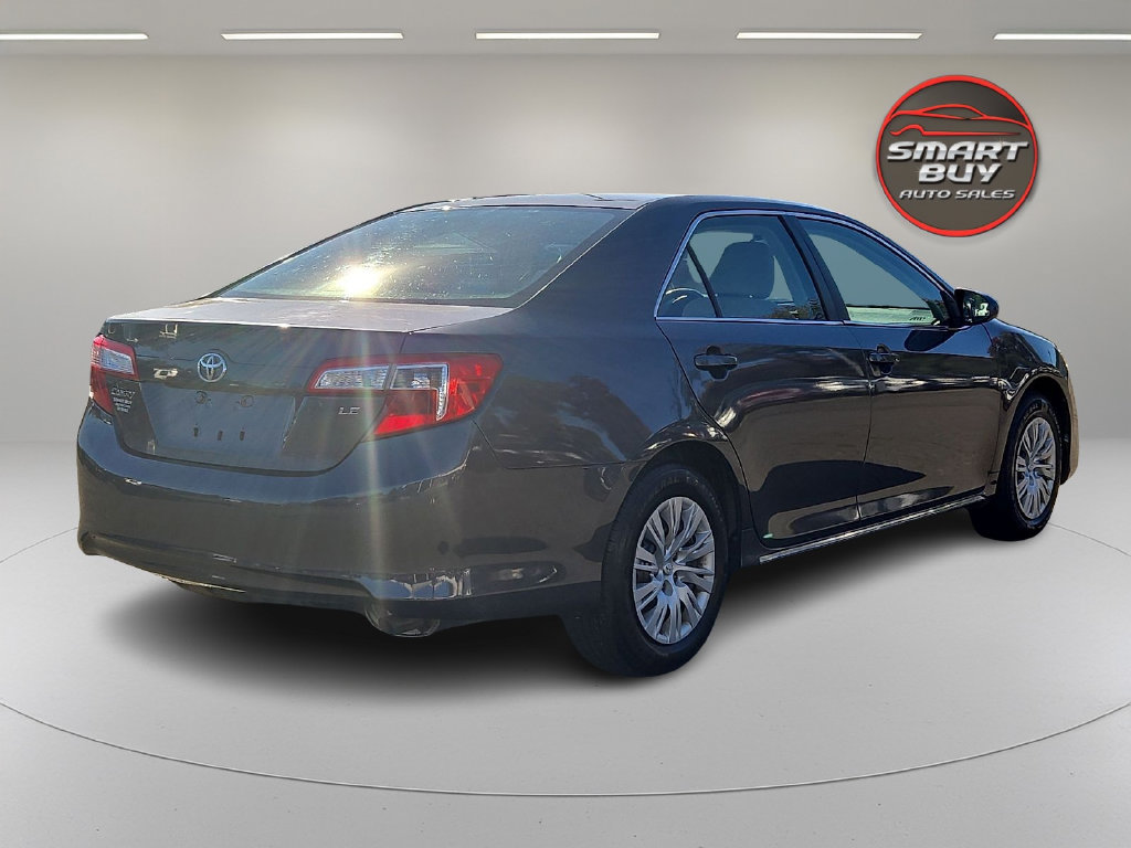 Used 2012 Toyota Camry LE FWD image 5
