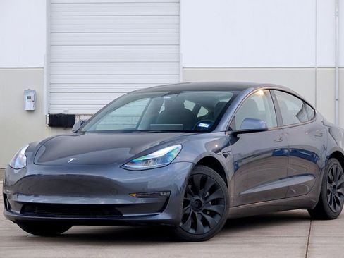 Used 2022 Tesla Model 3 Long Range image 2