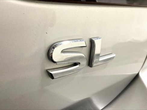 Used 2024 Nissan Armada SL image 8