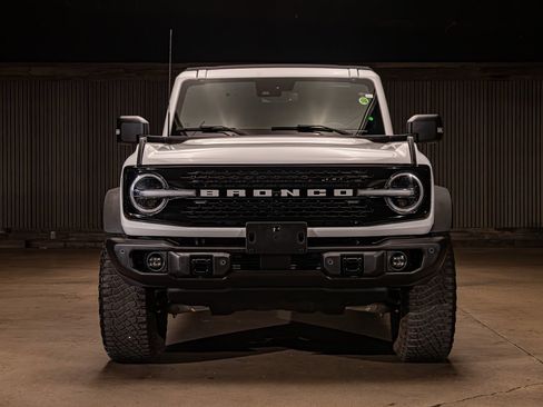 Used 2023 Ford Bronco Wildtrak AWD/4WD image 2