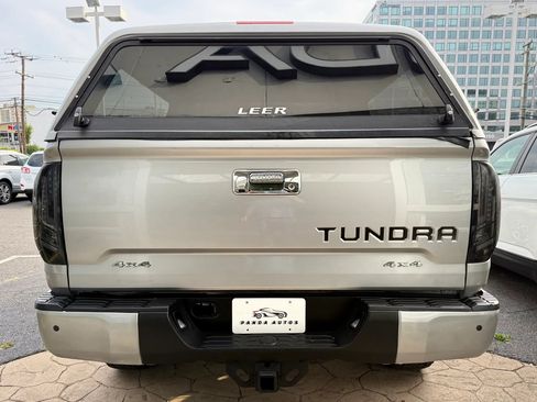 Used 2017 Toyota Tundra Limited w/ Limited Premium Package AWD/4WD image 4