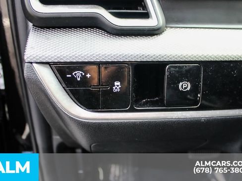 Used 2024 Kia Sportage LX image 30