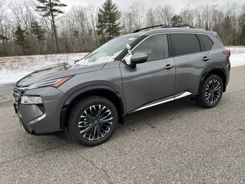 New 2026 Nissan Rogue Platinum image 1