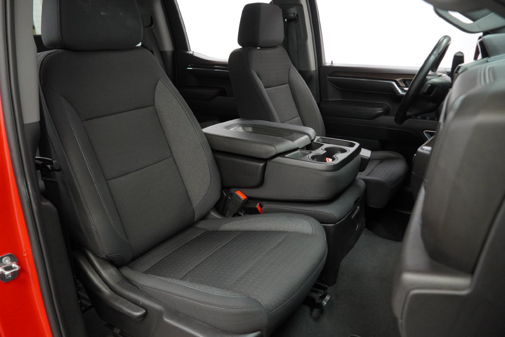 Used 2024 Chevrolet Silverado 1500 LT AWD/4WD image 37