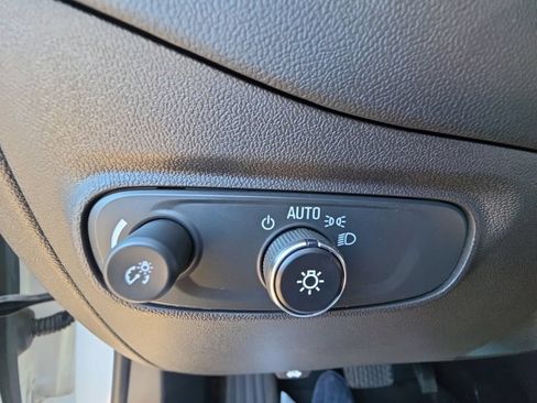 Used 2024 Chevrolet Equinox LT AWD/4WD image 21