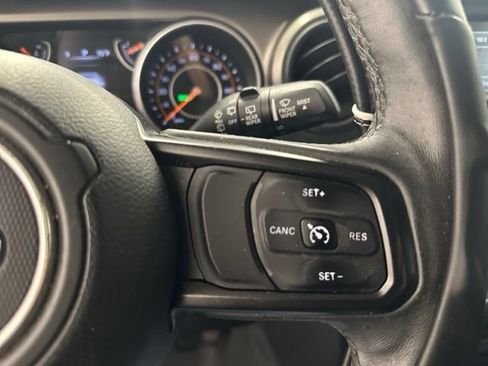 Used 2018 Jeep Wrangler Unlimited Sport S AWD/4WD image 26