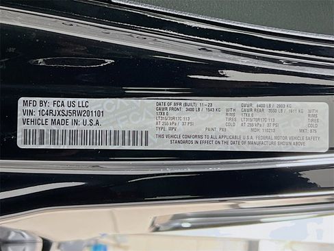 Used 2024 Jeep Wrangler Unlimited Rubicon 392 image 31