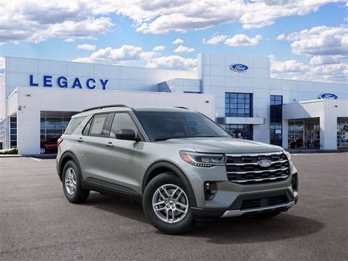 New 2027 Ford Explorer Active w/ Active Comfort Package RWD image 4