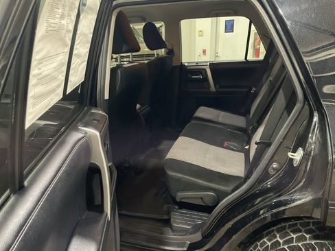 Used 2018 Toyota 4Runner SR5 image 11