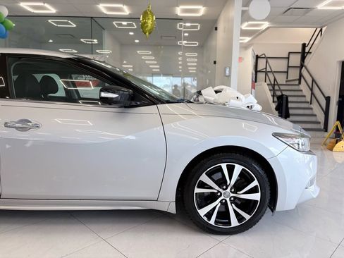 Used 2018 Nissan Maxima Platinum FWD image 9