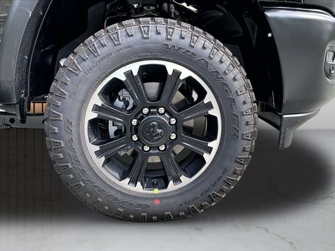 New 2026 RAM 2500 Warlock AWD/4WD image 32