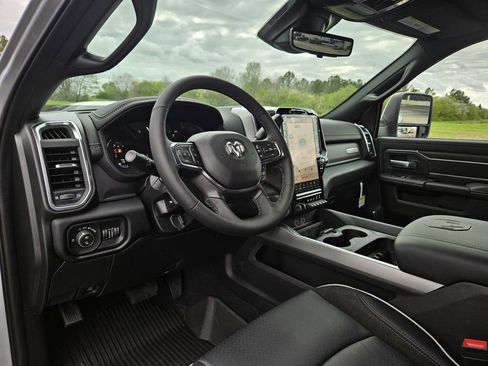 New 2026 RAM 3500 Laramie w/ Sport Appearance Package AWD/4WD image 19